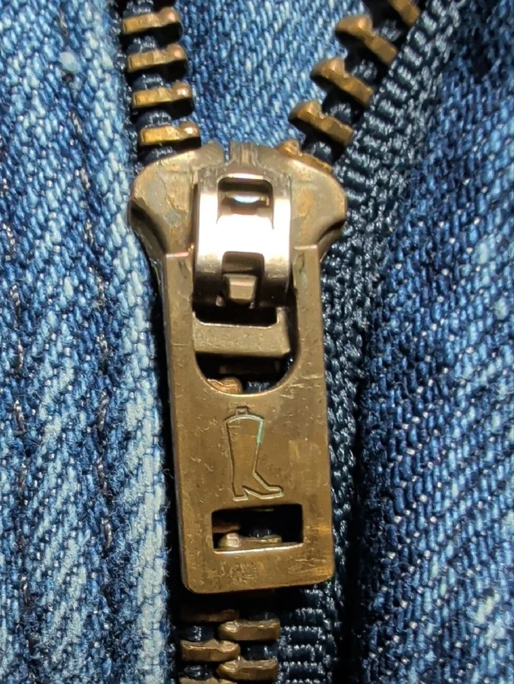 Wrangler Rock 47 comfortable relaxed